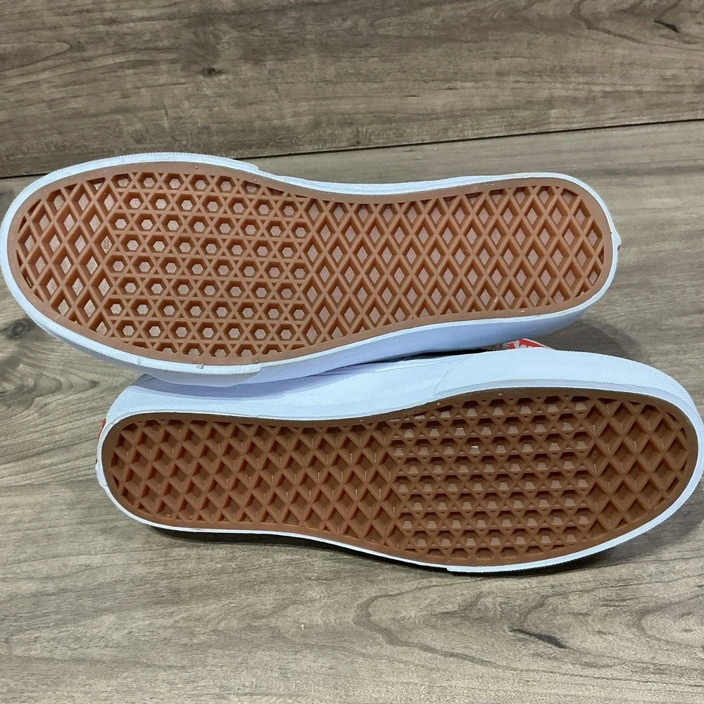 Vans new tags